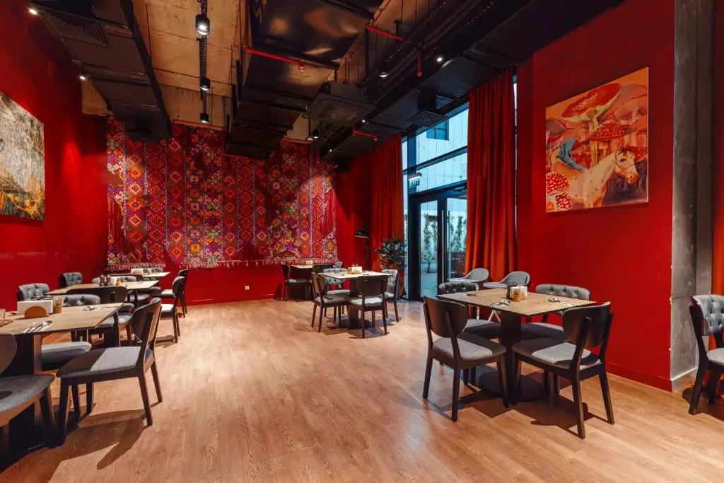 رستوران IBIS STADIUM